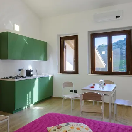 Awesome In With Kitchen * Moscufo